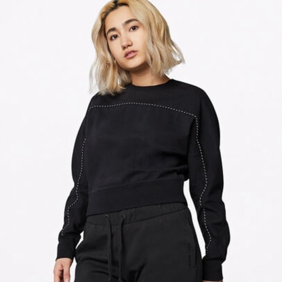 Converse Tops - 💖MEGA SALE💖Converse Lightweight Jersey Crewneck Sweatshirt Women 10018946-a01